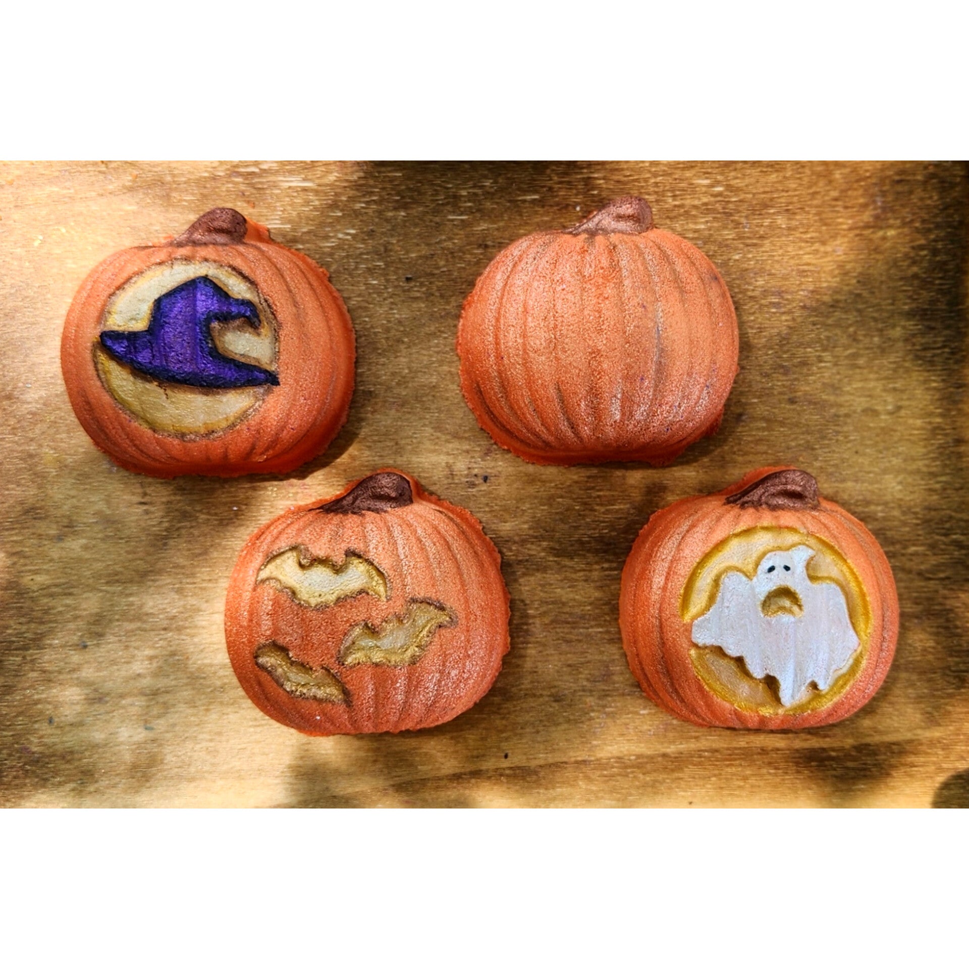 Pumpkin Patch Jack-O-Lantern Bath Bomb